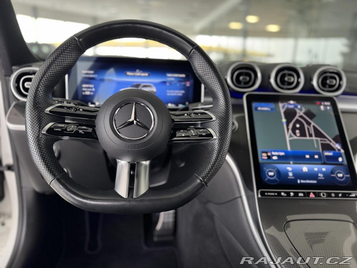 Mercedes-Benz C 300e AMG 230kW*Nez.Topení 2022