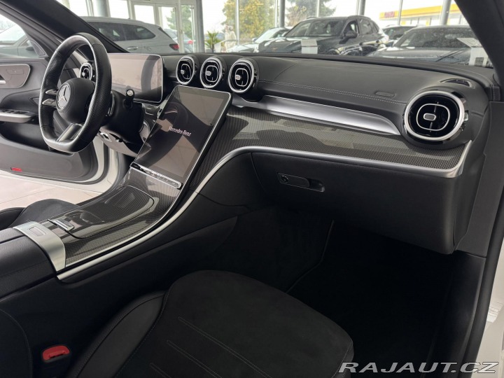 Mercedes-Benz C 300e AMG 230kW*REZERVACE! 2022