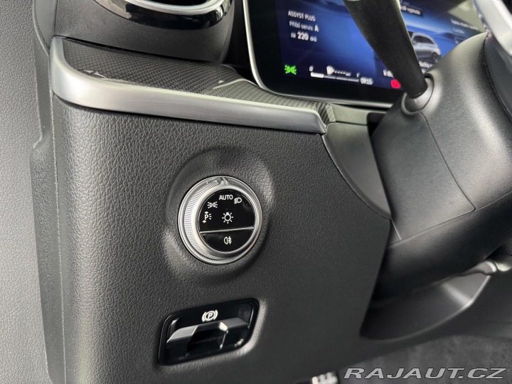 Mercedes-Benz C 300e AMG 230kW*REZERVACE! 2022