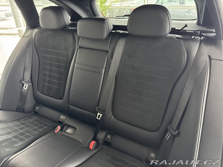 Mercedes-Benz C 300e AMG 230kW*REZERVACE! 2022