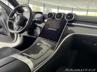 Mercedes-Benz C 300e AMG 230kW*Nez.Topení 2022