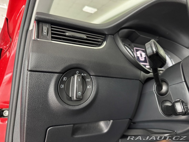 Škoda Octavia 1,6TDI 85kW*STYLE*Kessy*L 2018