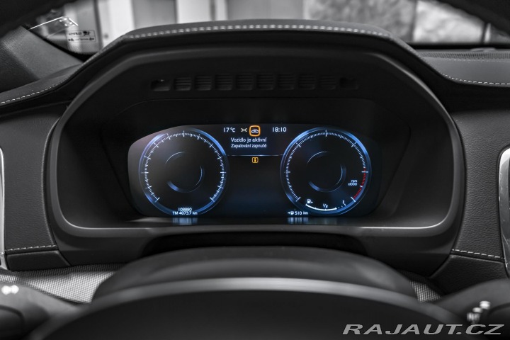 Volvo XC90 HUD/R-DESIGN/360/H&K/ 2020