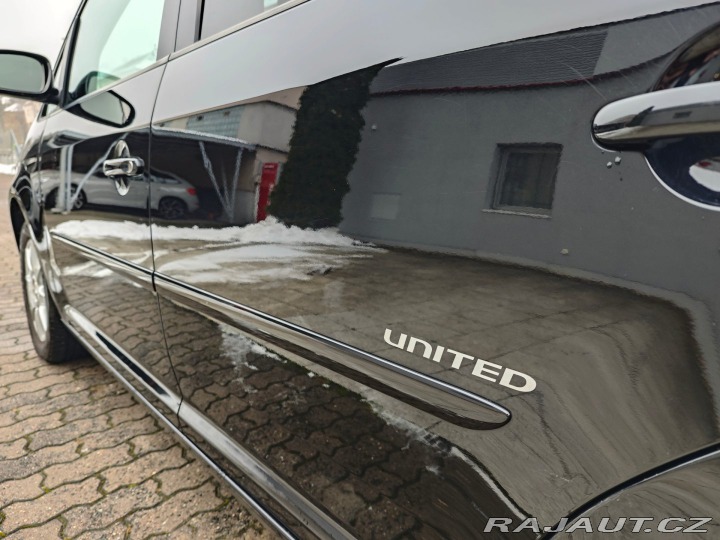 Volkswagen Touran 1.6 United Digiklima 7 mí 2008