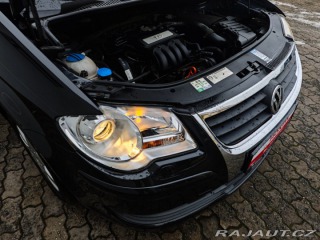 Volkswagen Touran 1.6 United Digiklima 7 mí 2008