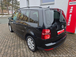 Volkswagen Touran 1.6 United Digiklima 7 mí 2008