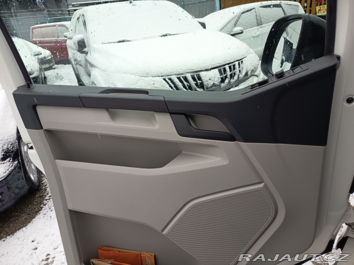 Volkswagen Transporter 2,0TDI 3-mistný ČR DPH 2018