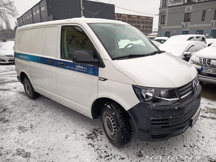 Volkswagen Transporter 2,0TDI 3-mistný ČR DPH 2018