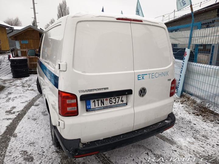 Volkswagen Transporter 2,0TDI 3-mistný ČR DPH 2018