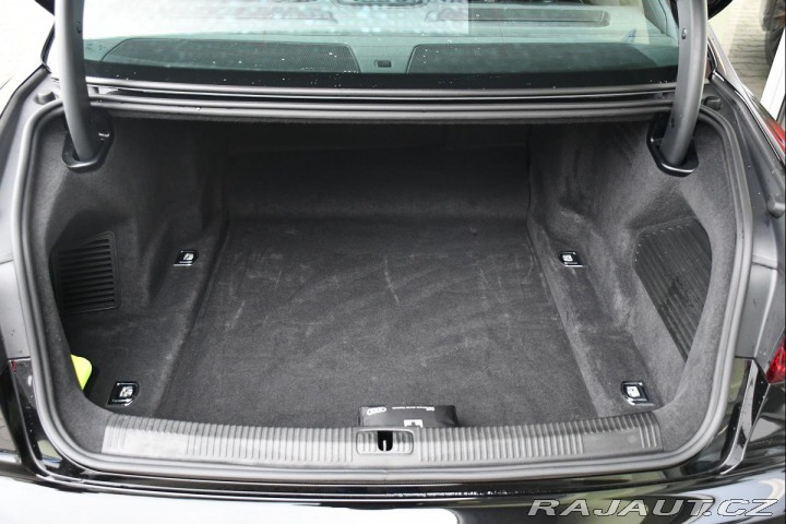 Audi A8 50 TDI L QUATTRO 3L-ZÁRUK 2025