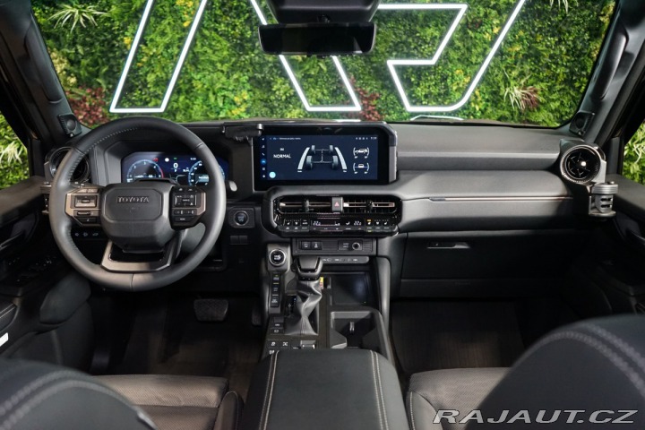 Toyota Land Cruiser EXECUTIVE*NEZ.TOP*360*HUD 2024