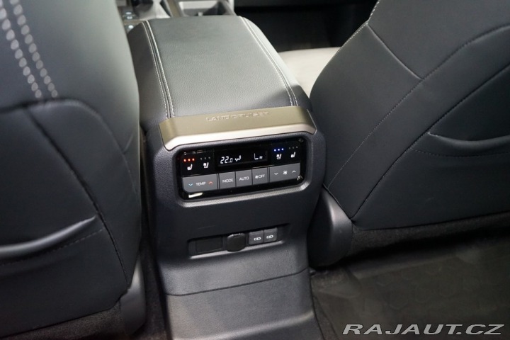 Toyota Land Cruiser EXECUTIVE*NEZ.TOP*360*HUD 2024