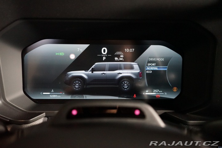 Toyota Land Cruiser EXECUTIVE*NEZ.TOP*360*HUD 2024