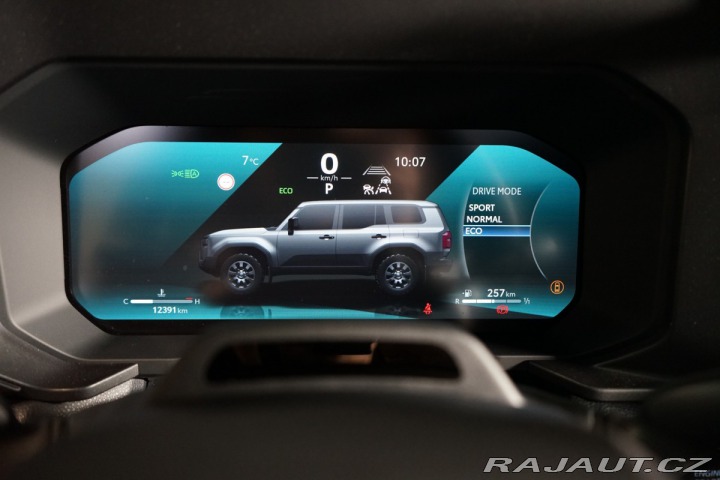 Toyota Land Cruiser EXECUTIVE*NEZ.TOP*360*HUD 2024