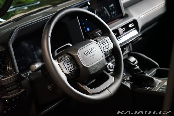 Toyota Land Cruiser EXECUTIVE*NEZ.TOP*360*HUD 2024