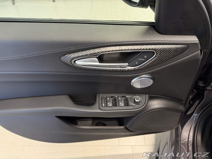 Alfa Romeo Giulia Quadrifoglio 2.9 V6 BiTur 2025