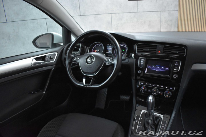 Volkswagen Golf 1.6 TDI*77kW*CUP*DSG*VÝHŘ 2015