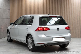 Volkswagen Golf 1.6 TDI*77kW*CUP*DSG*VÝHŘ 2015