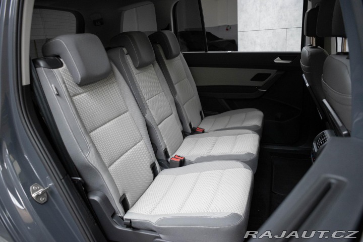 Volkswagen Touran 1.5 TSI REZERVACE 2024