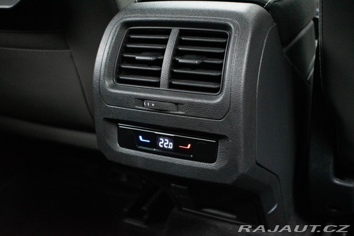 Volkswagen Touran 1.5 TSI REZERVACE 2024
