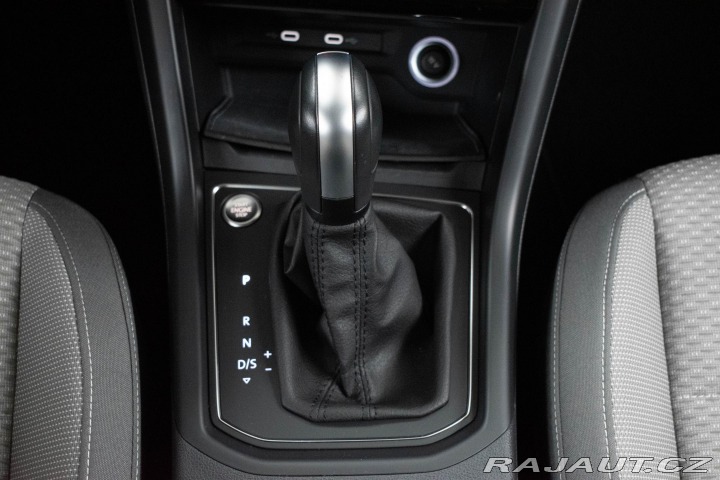 Volkswagen Touran 1.5 TSI REZERVACE 2024