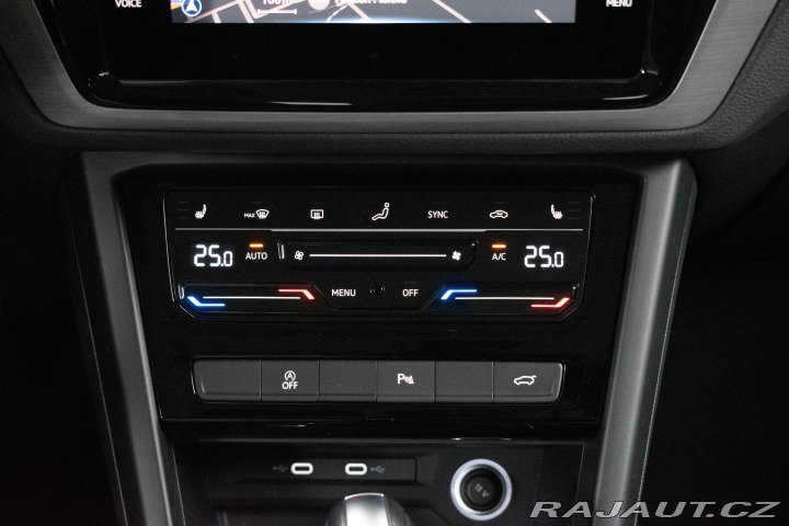 Volkswagen Touran 1.5 TSI REZERVACE 2024