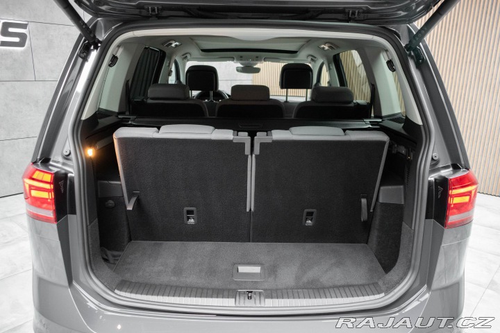 Volkswagen Touran 1.5 TSI REZERVACE 2024