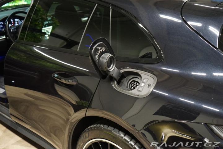 Porsche Panamera 4*E-HYBRID*PANO*BOSE*CHRO 2021