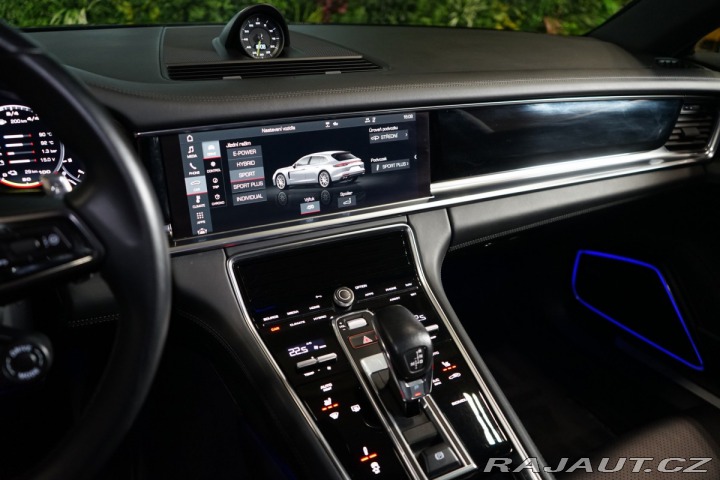 Porsche Panamera 4*E-HYBRID*PANO*BOSE*CHRO 2021