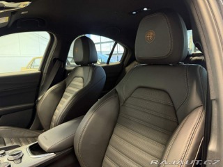 Alfa Romeo Giulia 2.0 Turbo 280k AT8 AWD I 2025