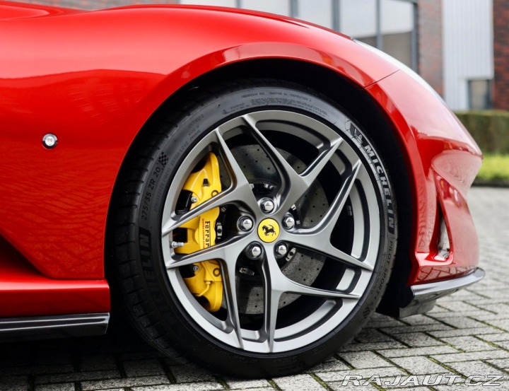 Ferrari 812 Superfast  6.5 V12 | zdvi 2020