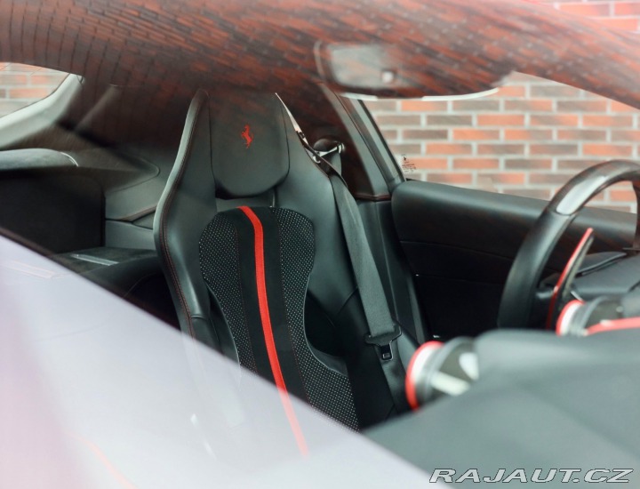 Ferrari 812 Superfast  6.5 V12 | zdvi 2020