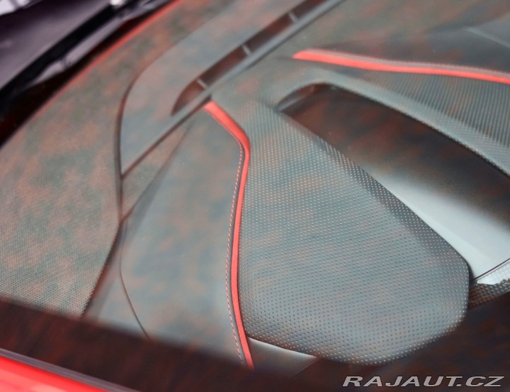 Ferrari 812 Superfast  6.5 V12 | zdvi 2020