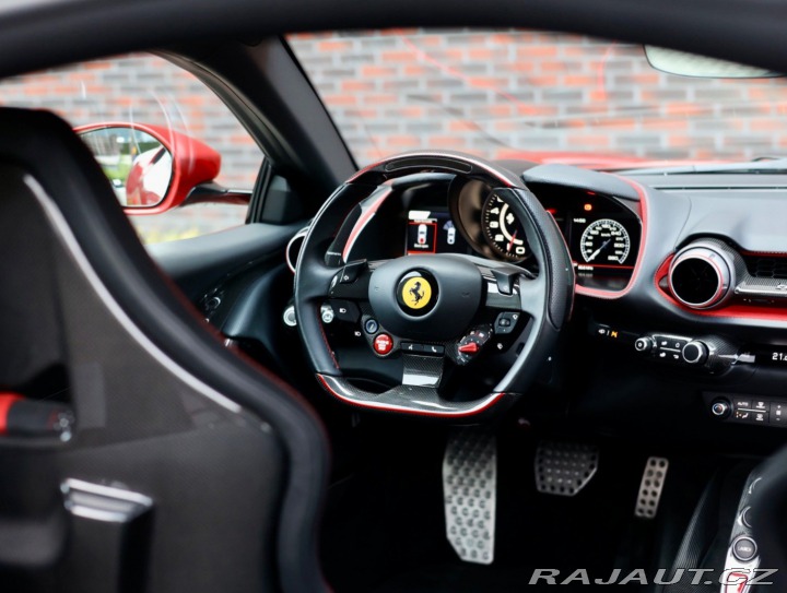 Ferrari 812 Superfast 6.5 V12 | zdvi 2020