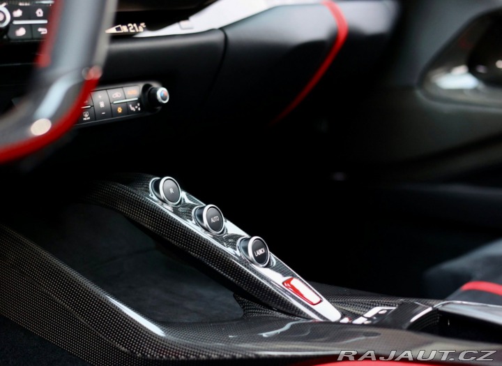 Ferrari 812 Superfast  6.5 V12 | zdvi 2020