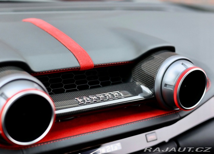 Ferrari 812 Superfast  6.5 V12 | zdvi 2020