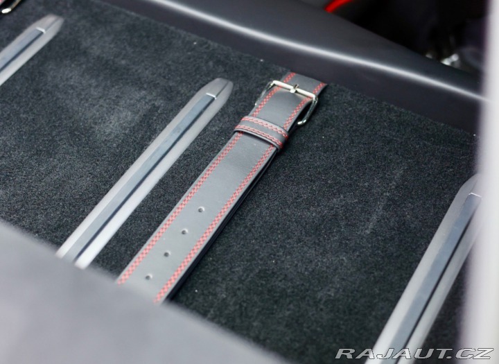 Ferrari 812 Superfast 6.5 V12 | zdvi 2020