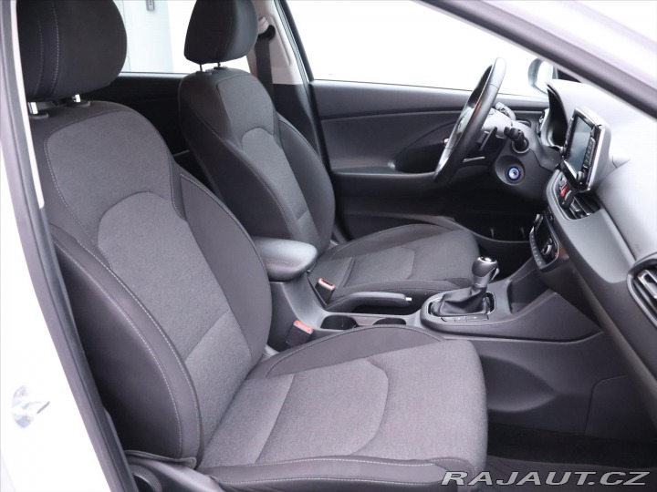 Hyundai i30 1,6 CRDi 85kW Aut. CZ 1Ma 2021