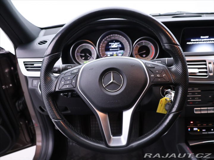 Mercedes-Benz E 3,0 350d 190kW 4Matic 1.M 2015