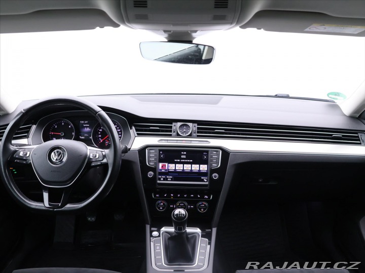 Volkswagen Passat 2,0 TDI R-line Highline 2017