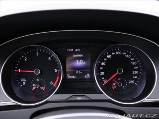 Volkswagen Passat 2,0 TDI R-line Highline 2017