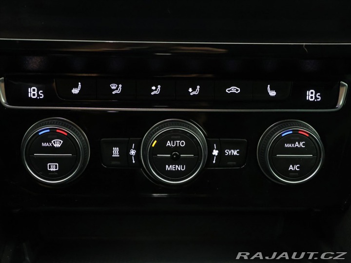 Volkswagen Passat 2,0 TDI 140kW DSG LED R-L 2019