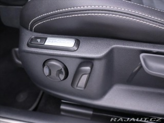 Volkswagen Passat 2,0 TDI 140kW DSG LED R-L 2019