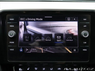 Volkswagen Passat 2,0 TDI 140kW DSG LED R-L 2019