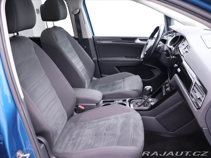 Volkswagen Touran 2,0 TDI DSG CZ Highline 7 2018