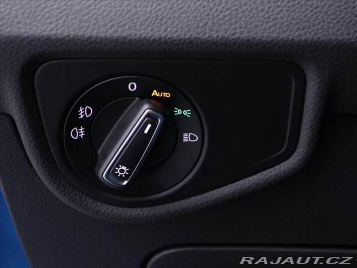 Volkswagen Touran 2,0 TDI DSG CZ Highline 7 2018