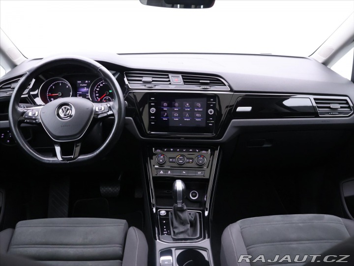 Volkswagen Touran 2,0 TDI DSG CZ Highline 7 2018