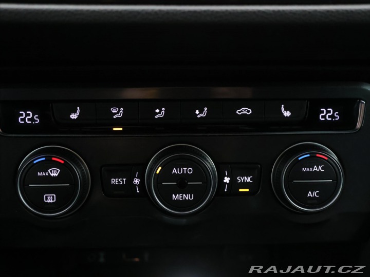 Volkswagen Tiguan 2,0 TDI 140kW DSG R-LINE 2016