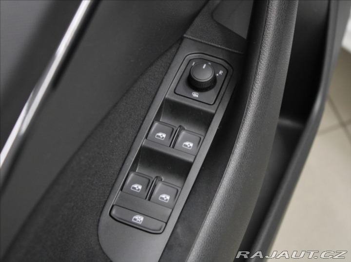 Škoda Kamiq 1,0 TSi 85kW Selection 5L 2024