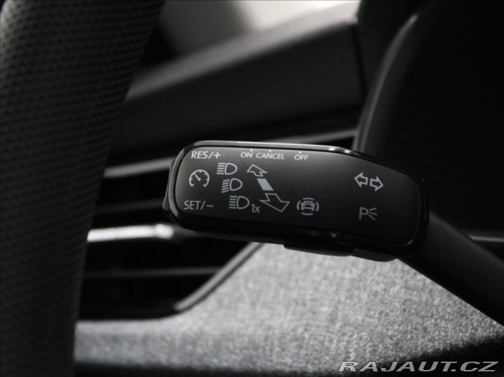 Škoda Kamiq 1,0 TSi 85kW Selection 5L 2024